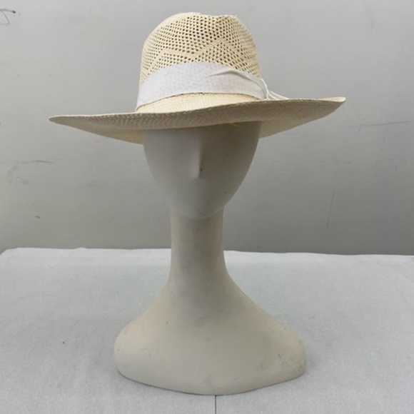Disney Christmas 2025 Lil Rin Rin Plush Badge Red New